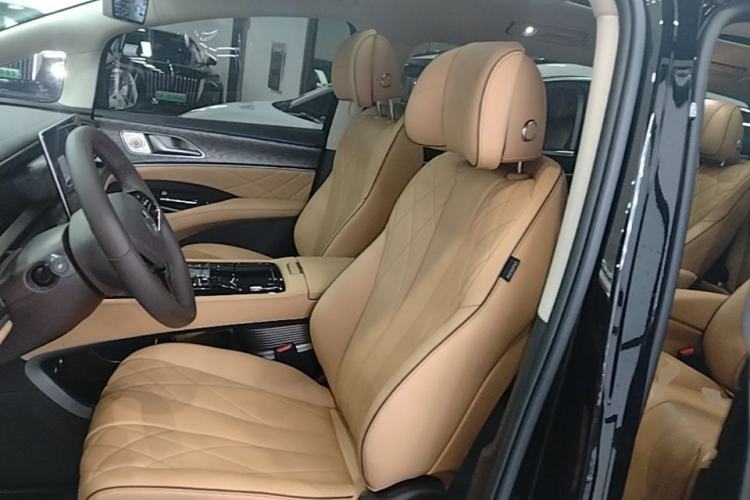 Used Denza D9 2024 DM-i 980 Four-Wheel Drive Prestige Model Left Front Seat