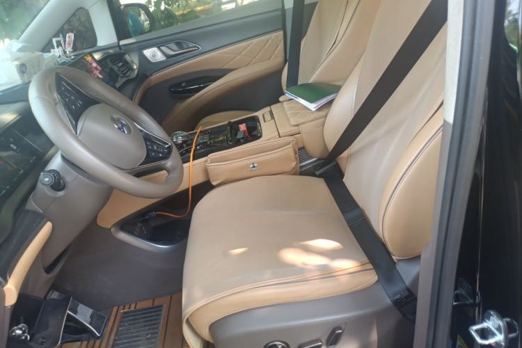 Used Denza D9 2024 DM-i 980 Four-Wheel Drive Flagship Model Left Front Seat