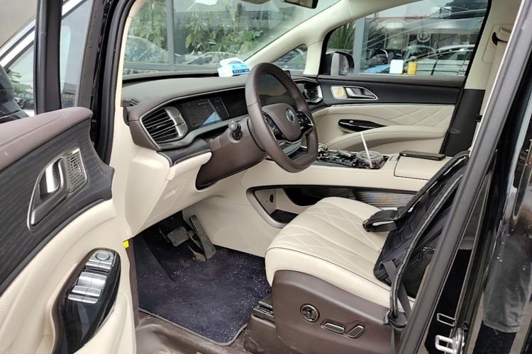 Used Denza D9 2024 DM-i 980 Four-Wheel Drive Flagship Model Left Front Seat