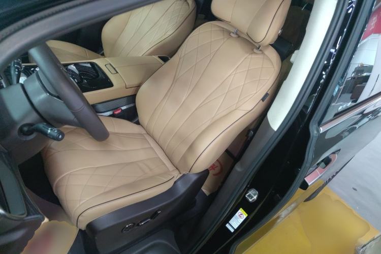 Used Denza D9 2024 EV 600 Four-Wheel-Drive Flagship Model Left Front Seat