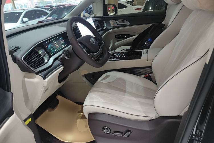 Used Denza D9 2024 DM-i 980 Four-Wheel Drive Flagship Model Left Front Seat