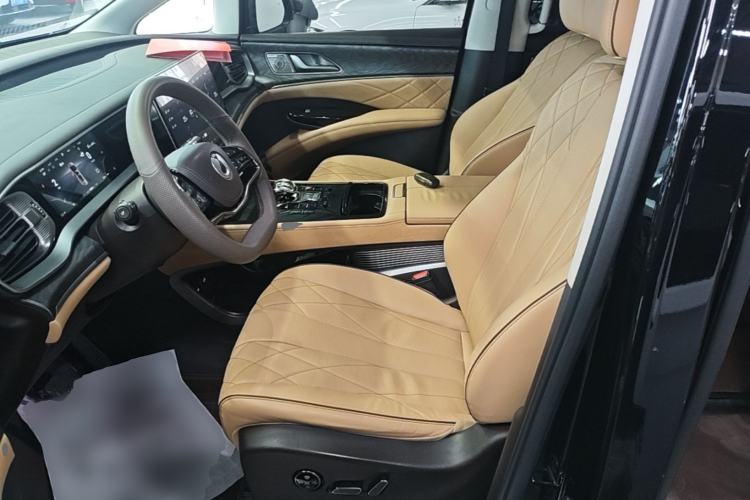 Used Denza D9 2024 DM-i 1050 Luxury Model Left Front Seat