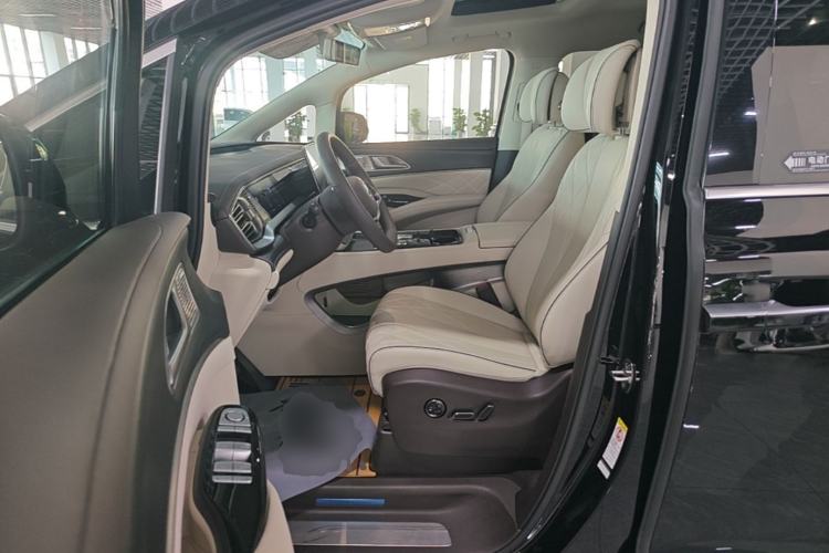 Used Denza D9 2024 DM-i 980 Four-Wheel Drive Prestige Model Left Front Seat