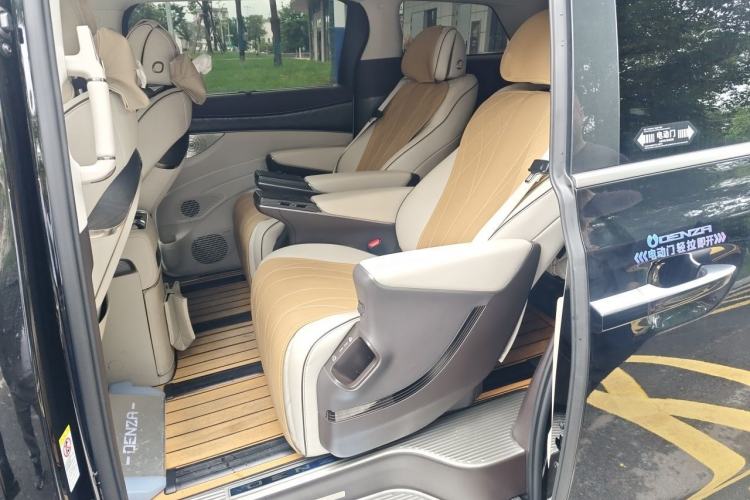 Used Denza D9 2024 DM-i 1050 Luxury Model Left Rear Seat