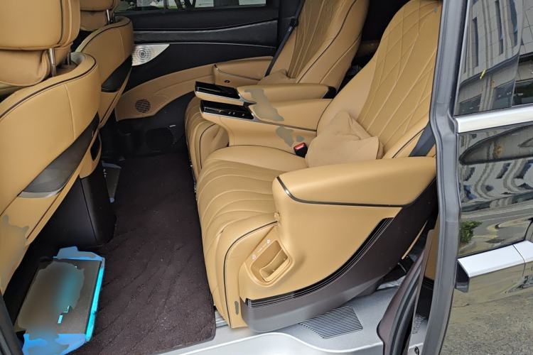 Used Denza D9 2024 DM-i 1050 Luxury Model Left Rear Seat