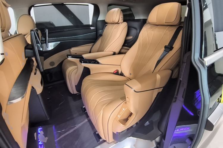 Used Denza D9 2024 DM-i 970 Luxury Model Left Rear Seat