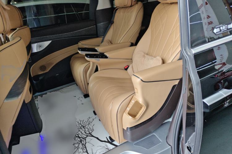 Used Denza D9 2024 DM-i 1050 Luxury Model Left Rear Seat