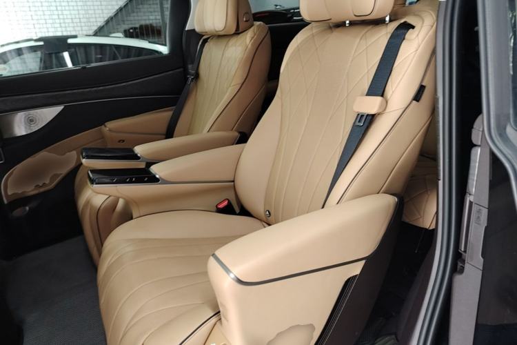 Used Denza D9 2024 DM-i 1050 Luxury Model Left Rear Seat