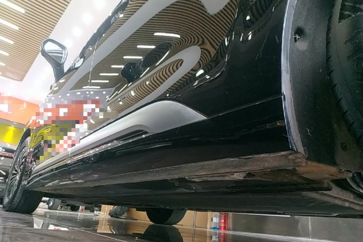 Used Denza D9 2024 DM-i 980 Four-Wheel Drive Flagship Model Left Side Sill