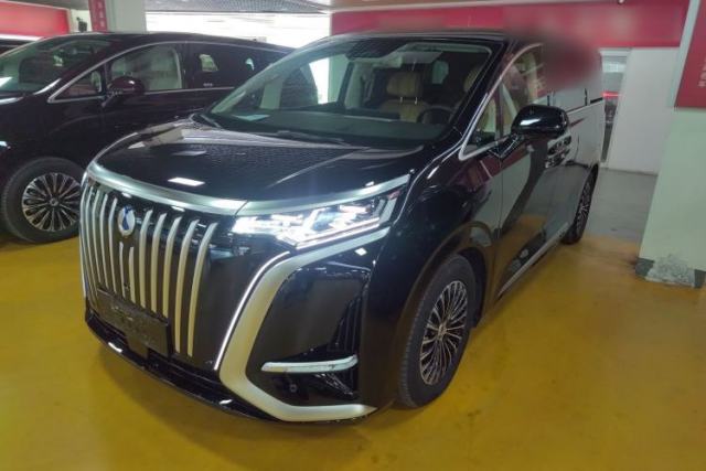 Used Denza D9 2024 EV 600 Four-Wheel-Drive Flagship Model
