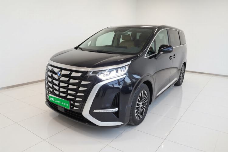 Denza D9 2024 DM-i 980 Four-Wheel Drive Prestige Model - Premium