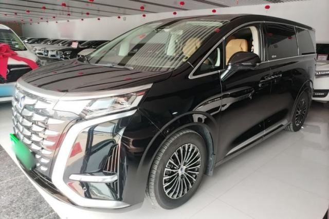 Used Denza D9 2024 DM-i 1050 Luxury Model