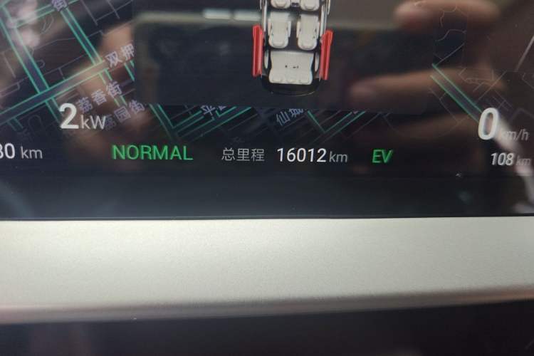 Used Denza D9 2024 DM-i 980 Four-Wheel Drive Prestige Model Odometer Close Up