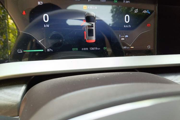 Used Denza D9 2024 DM-i 1050 Luxury Model Odometer Close Up