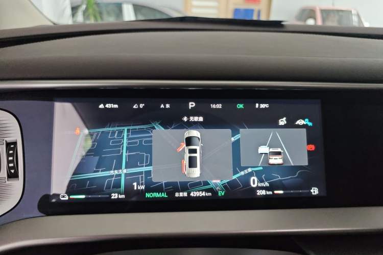 Used Denza D9 2024 DM-i 970 Luxury Model Odometer Close Up