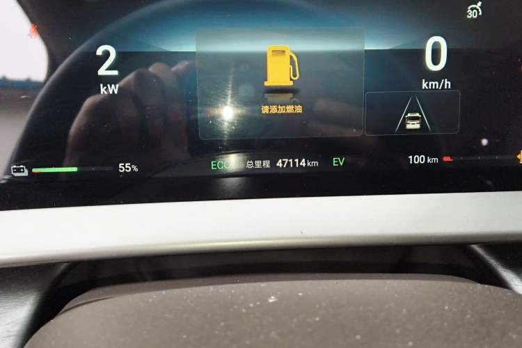Used Denza D9 2024 DM-i 1050 Luxury Model Odometer Close Up
