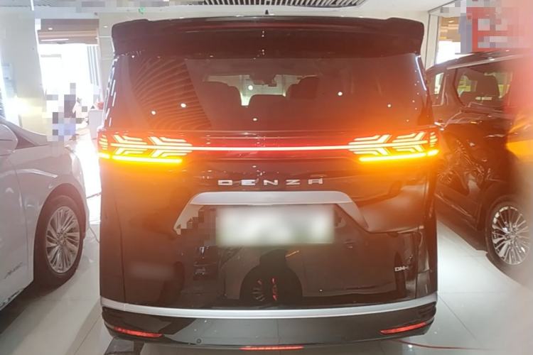 Used Denza D9 2024 DM-i 970 Luxury Model Rear