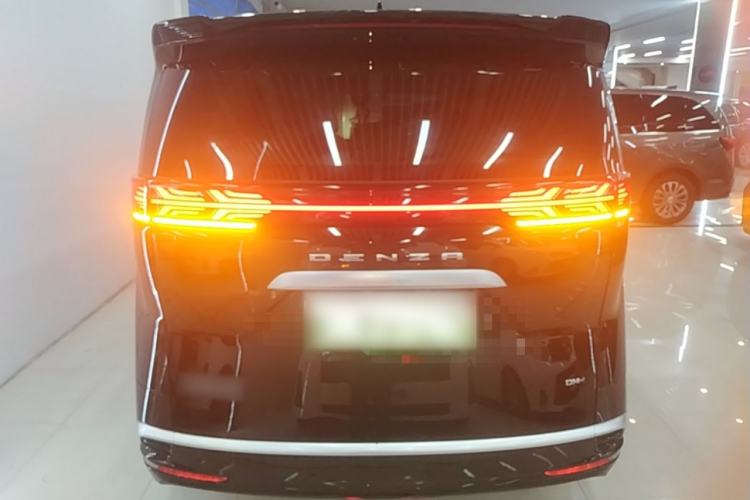 Used Denza D9 2024 DM-i 970 Luxury Model Rear