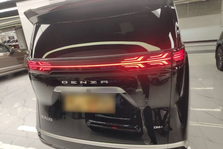 Used Denza D9 2024 DM-i 1050 Luxury Model Rear