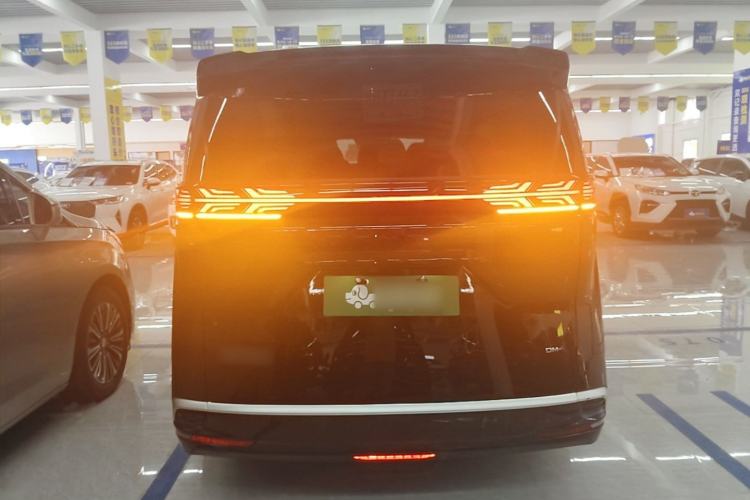 Used Denza D9 2024 DM-i 1050 Luxury Model Rear