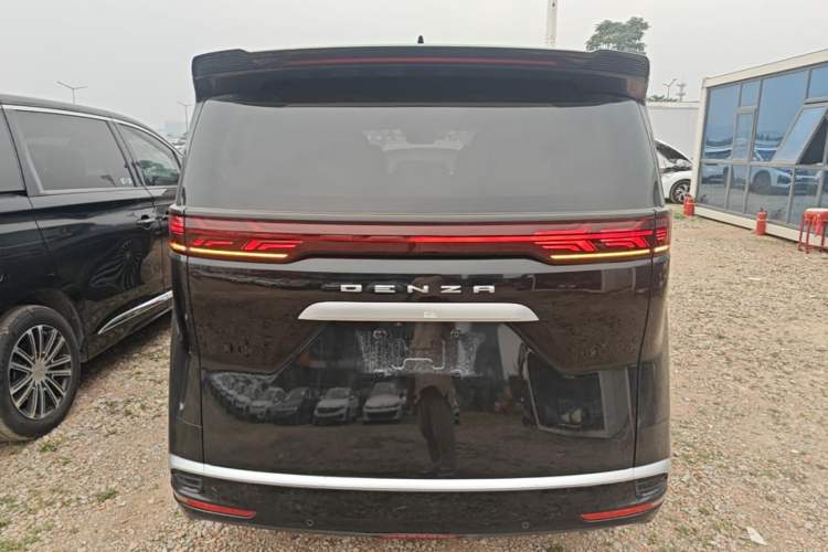 Used Denza D9 2024 DM-i 970 Luxury Model Rear