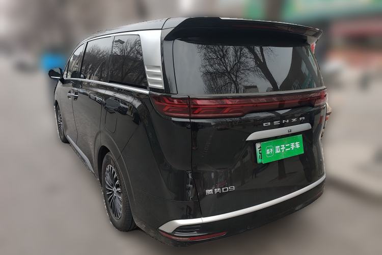 Used Denza D9 2024 EV 620 Premium Model Rear Left 45 Deg