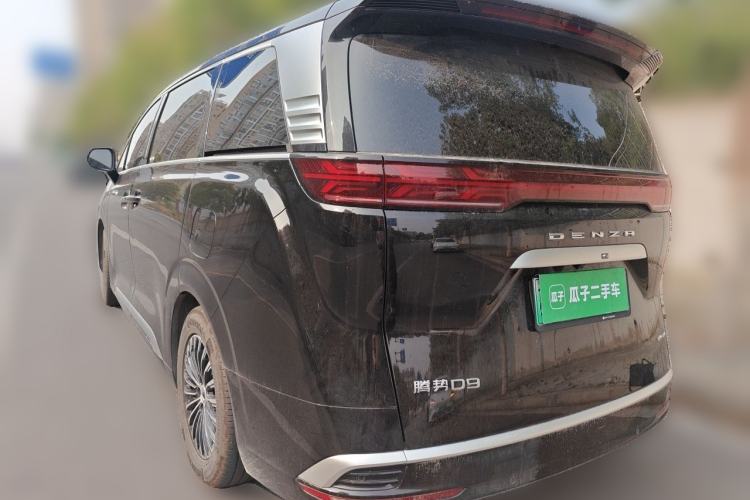 Used Denza D9 2024 DM-i 980 Four-Wheel Drive Prestige Model Rear Left 45 Deg