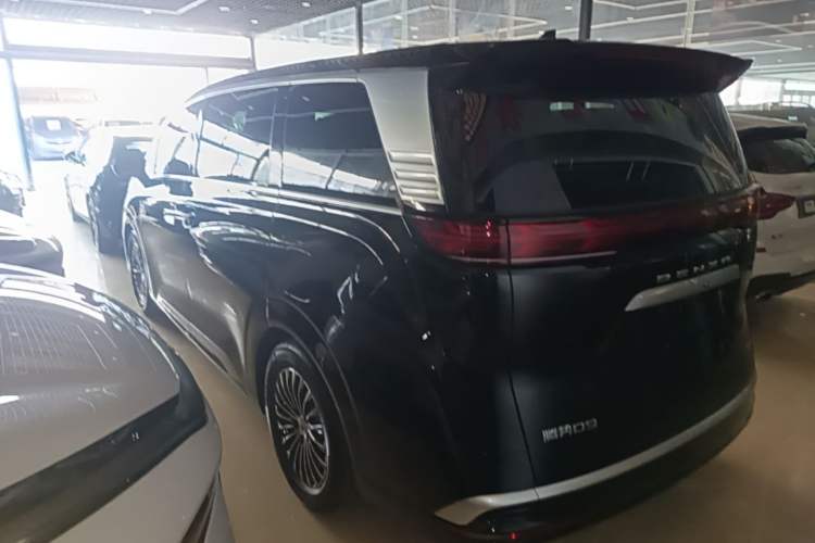 Used Denza D9 2024 DM-i 980 Four-Wheel Drive Prestige Model Rear Left 45 Deg