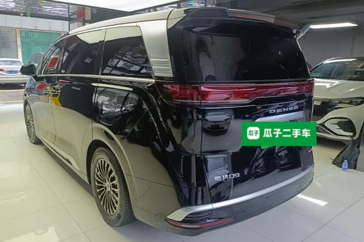Used Denza D9 2024 DM-i 980 Four-Wheel Drive Prestige Model Rear Left 45 Deg
