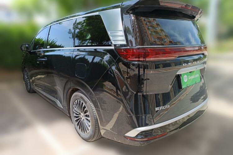 Used Denza D9 2024 DM-i 980 Four-Wheel Drive Prestige Model Rear Left 45 Deg
