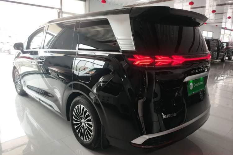 Used Denza D9 2024 DM-i 1050 Luxury Model Rear Left 45 Deg