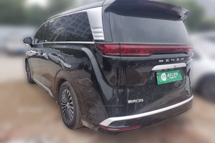 Used Denza D9 2024 EV 620 Premium Model Rear Left 45 Deg
