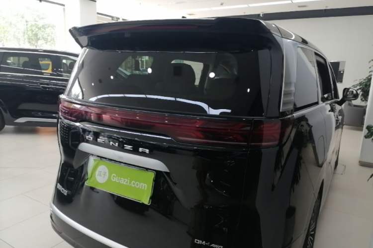 Used Denza D9 2024 DM-i 980 Four-Wheel Drive Prestige Model Rear Right 45 Deg