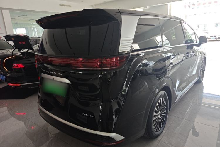 Used Denza D9 2024 DM-i 980 Four-Wheel Drive Prestige Model Rear Right 45 Deg