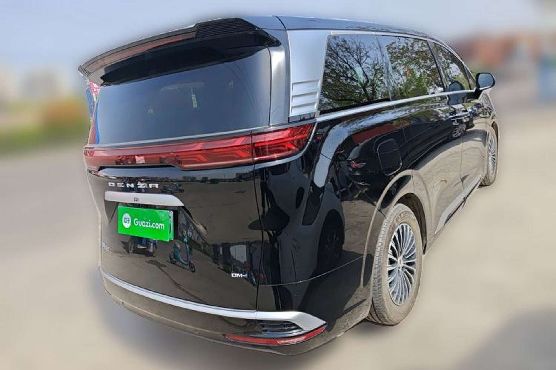 Used Denza D9 2024 DM-i 970 Luxury Model Rear Right 45 Deg