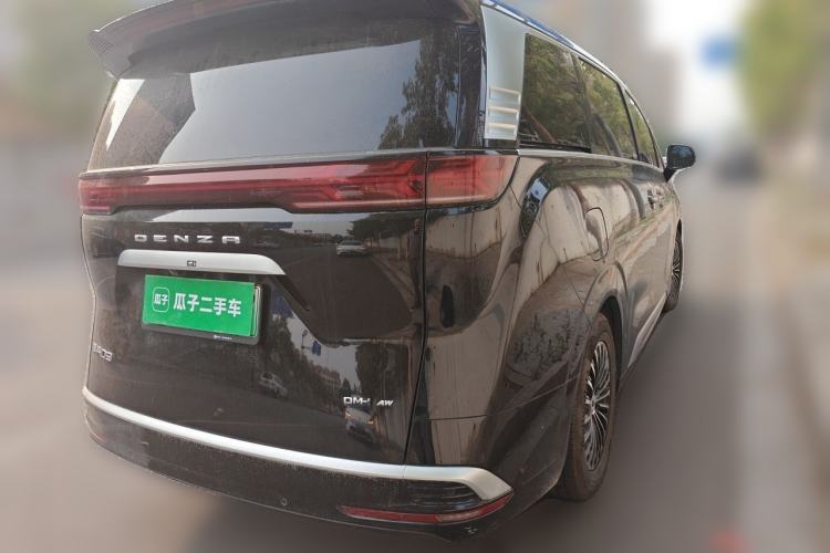 Used Denza D9 2024 DM-i 980 Four-Wheel Drive Prestige Model Rear Right 45 Deg