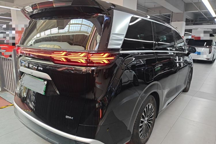 Used Denza D9 2024 DM-i 1050 Luxury Model Rear Right 45 Deg