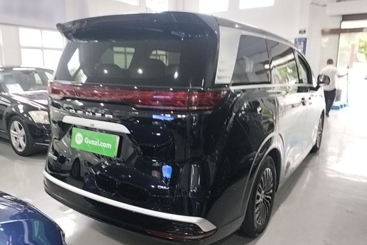Used Denza D9 2024 DM-i 1050 Luxury Model Rear Right 45 Deg