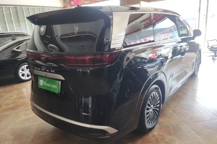Used Denza D9 2024 DM-i 1050 Luxury Model Rear Right 45 Deg