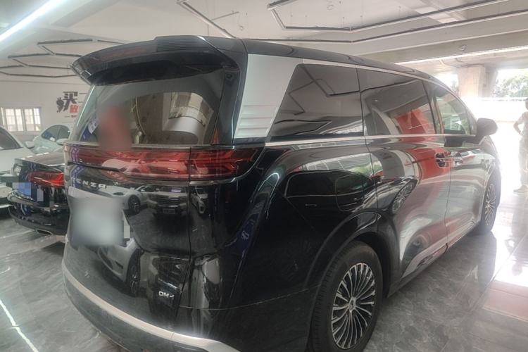 Used Denza D9 2024 DM-i 1050 Luxury Model Rear Right 45 Deg