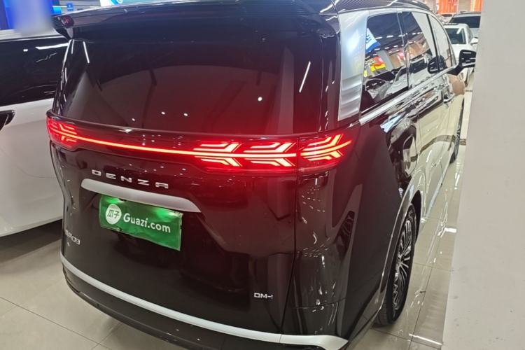Used Denza D9 2024 DM-i 1050 Luxury Model Rear Right 45 Deg