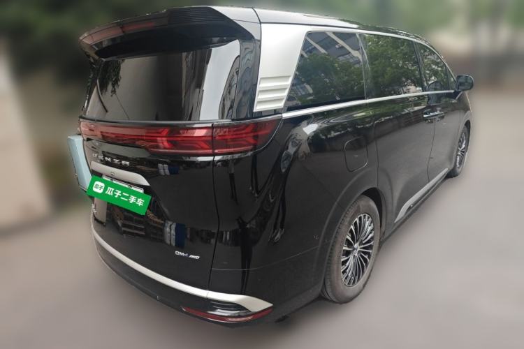 Used Denza D9 2024 DM-i 980 Four-Wheel Drive Prestige Model Rear Right 45 Deg