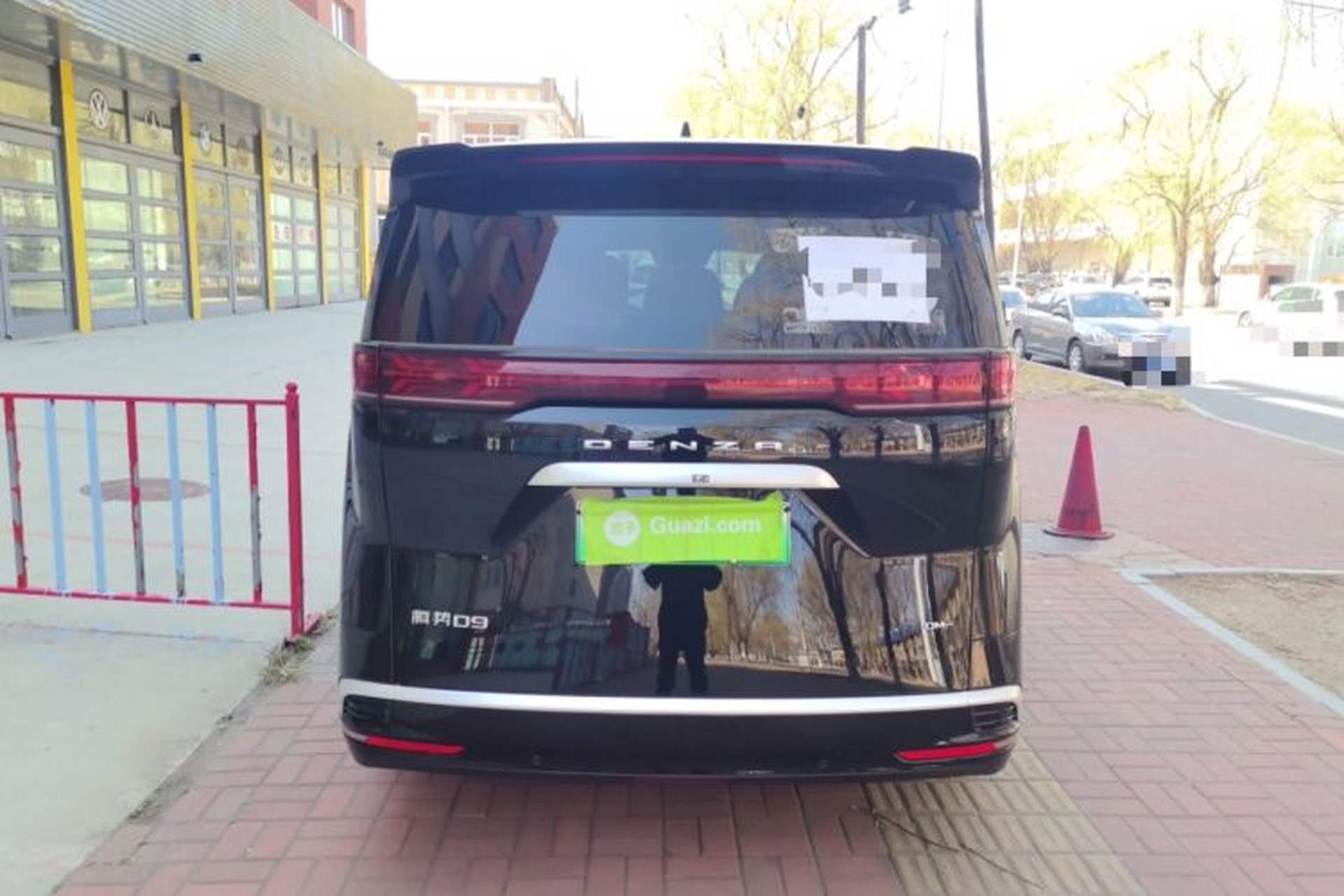 Used Denza D9 2024 DM-i 1050 Luxury Model Rear