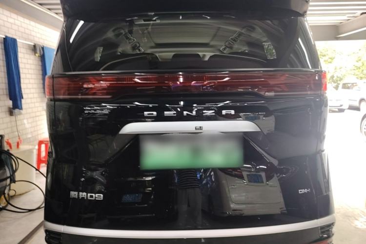 Used Denza D9 2024 DM-i 1050 Luxury Model Rear