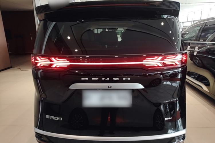 Used Denza D9 2024 DM-i 1050 Luxury Model Rear