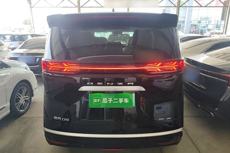 Used Denza D9 2024 DM-i 980 Four-Wheel Drive Flagship Model Rear