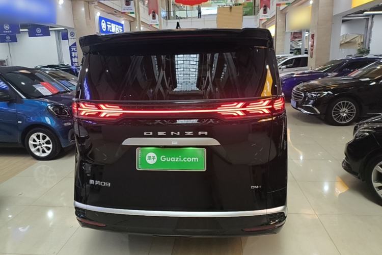 Used Denza D9 2024 DM-i 1050 Luxury Model Rear