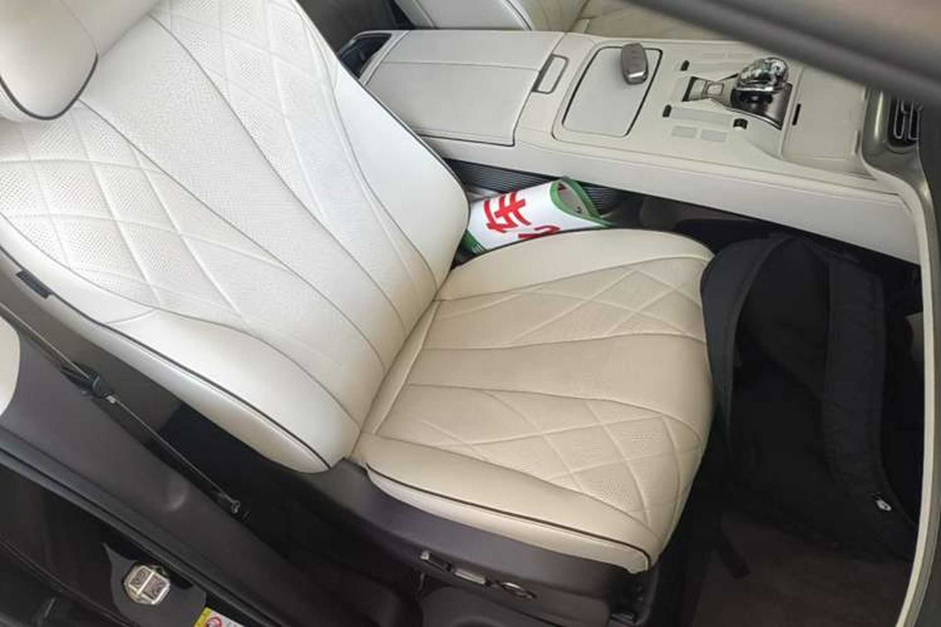 Used Denza D9 2024 DM-i 980 Four-Wheel Drive Prestige Model Right Front Seat