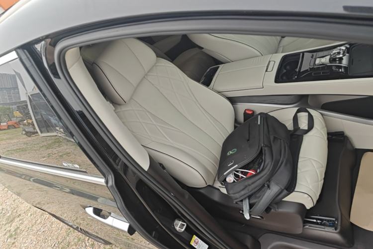 Used Denza D9 2024 DM-i 970 Luxury Model Right Front Seat