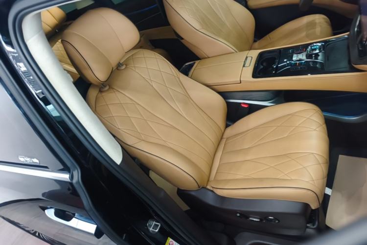 Used Denza D9 2024 DM-i 980 Four-Wheel Drive Flagship Model Right Front Seat